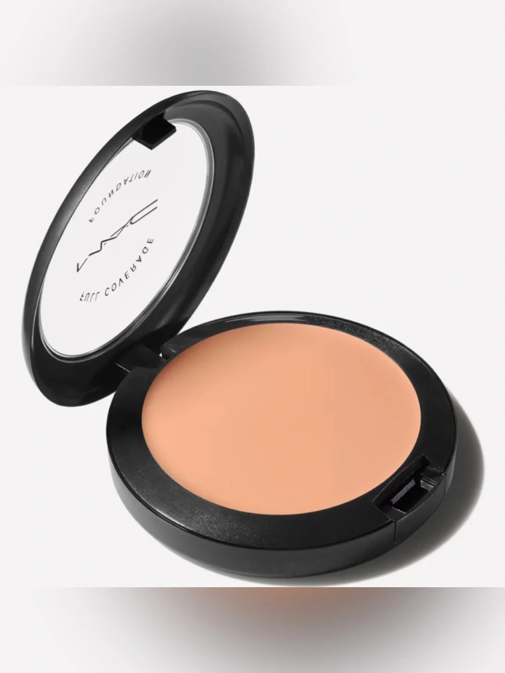 New MAC Cosmetics FULL COVERAGE foundation from MAC Pro C40